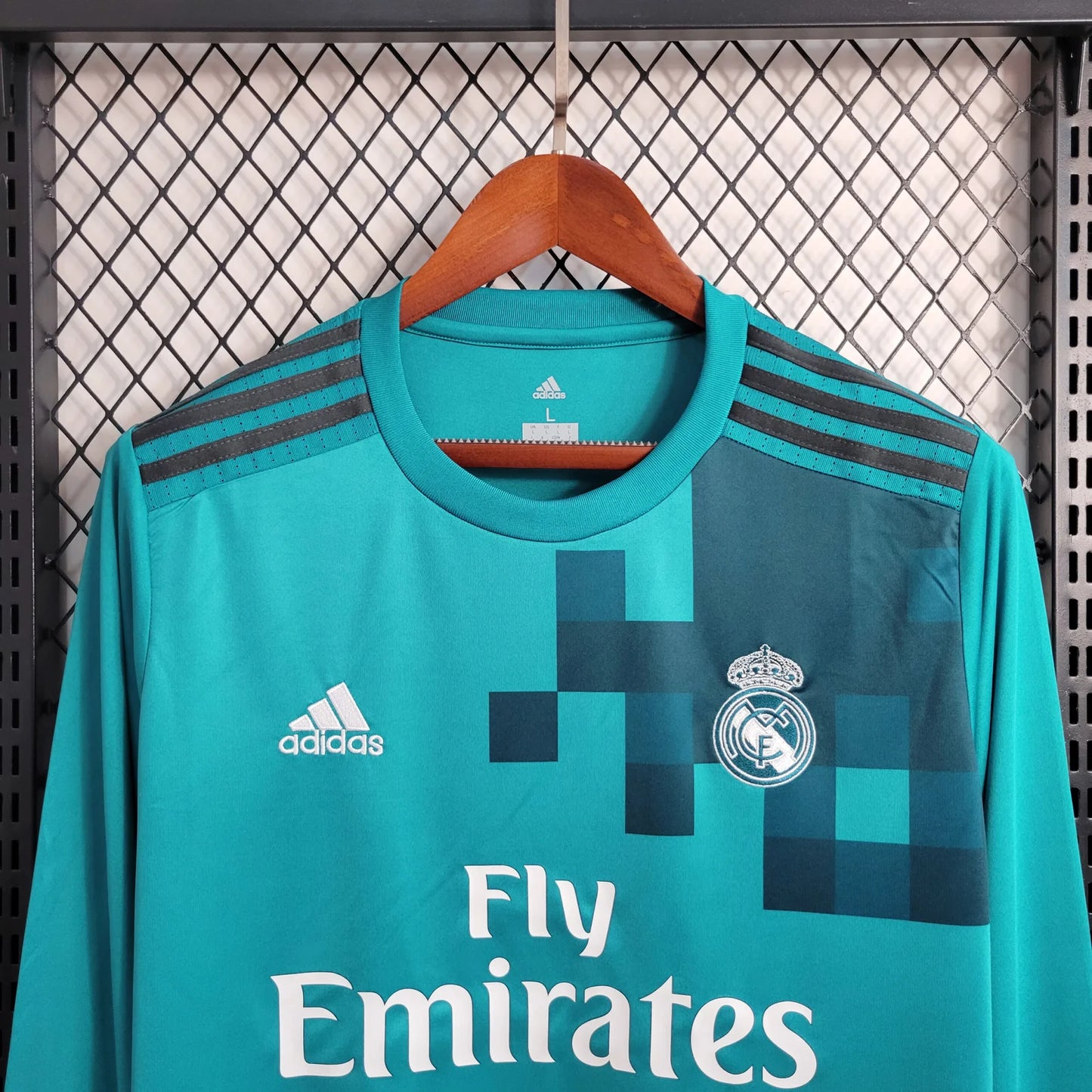 Real Madrid 2017/18 Third Jersey